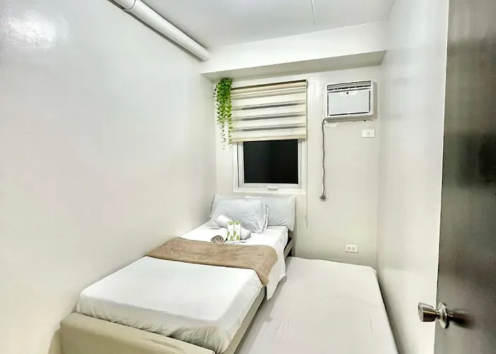 2br Family For 6pax Near It Park Budget At Urban Deca Homes Banilad By Gerra Unit Khero Mandaue City