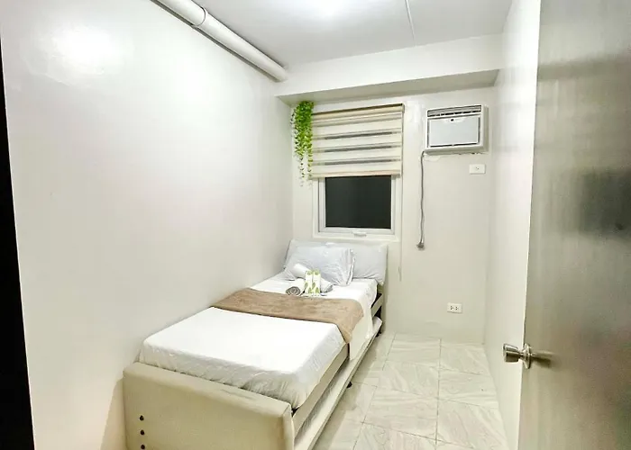 Aparthotel 2br Family For 6pax Near It Park Budget At Urban Deca Homes Banilad By Gerra Unit Khero Mandaue City